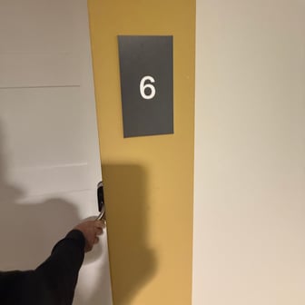 Silver Room - Image 1